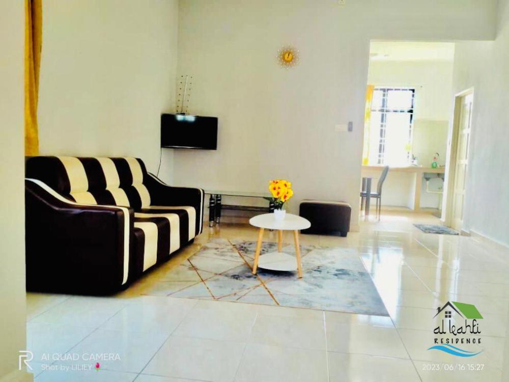 Qalya Homestay 2 @ Kota Bharu Bagian luar foto