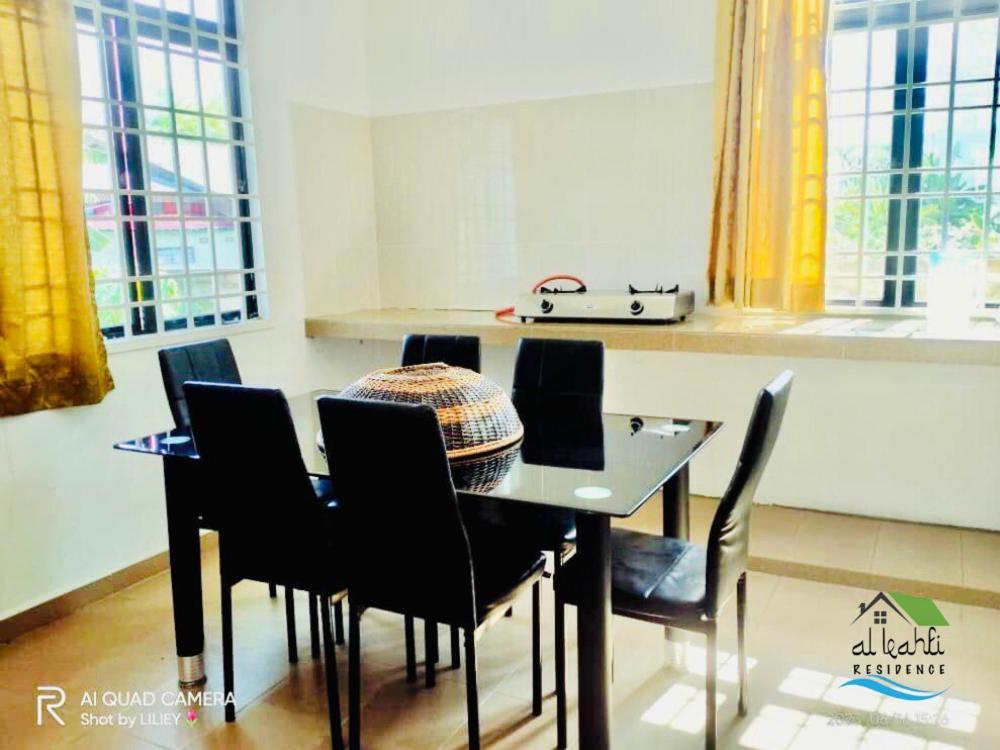 Qalya Homestay 2 @ Kota Bharu Bagian luar foto